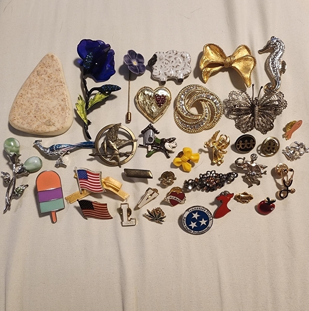 35 Vintage to Modern Brooch / Pin Lot Mixed Metal Clay Rhinestone Eclectic Craft
